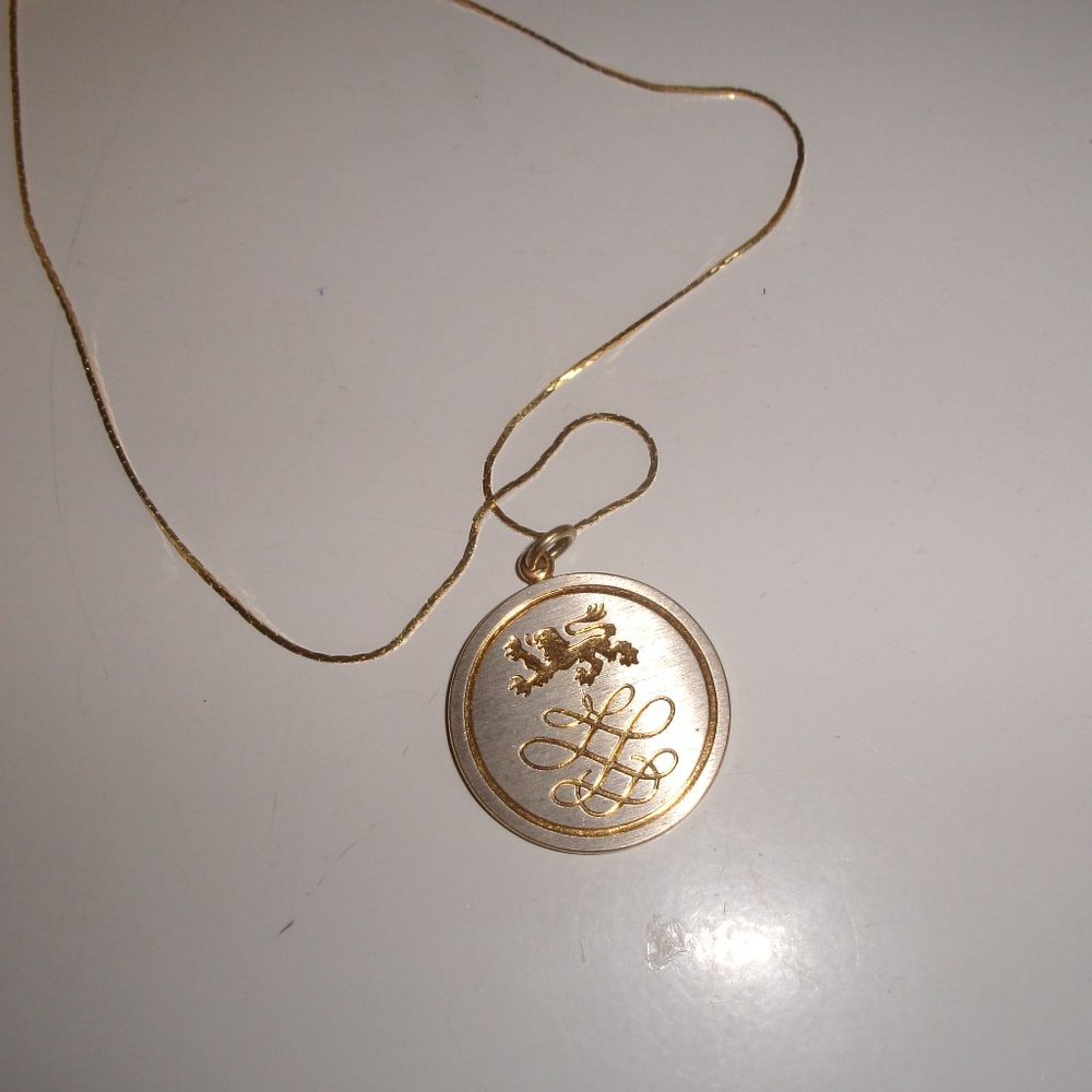 Royal Copenhagen necklace lion scrolls gold